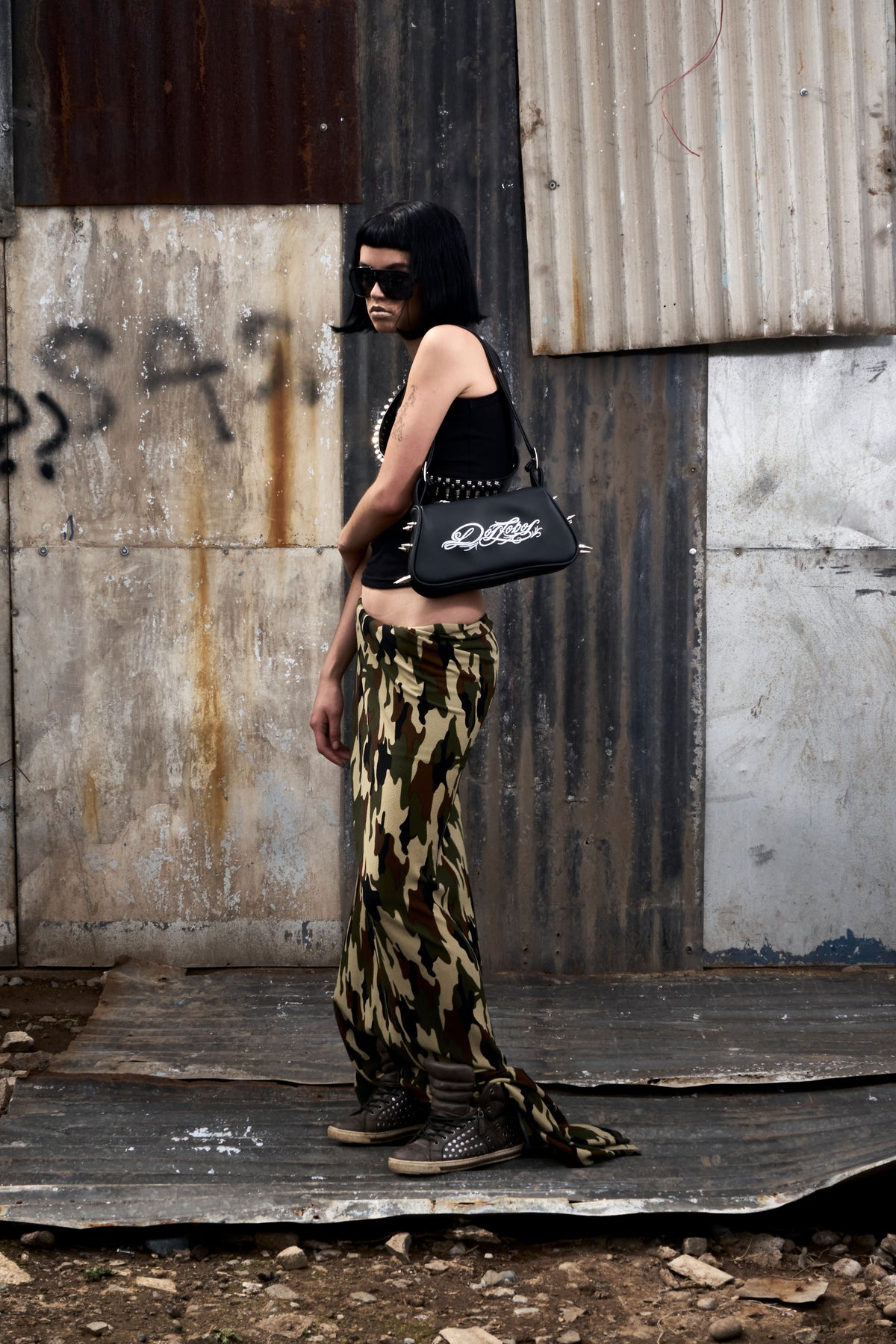 BAGUETTE-BAG BLACK