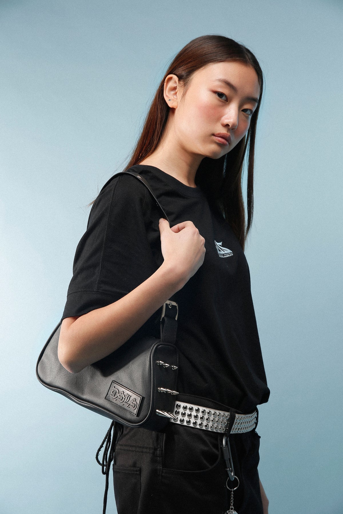 BAGUETTE-BAG DARK