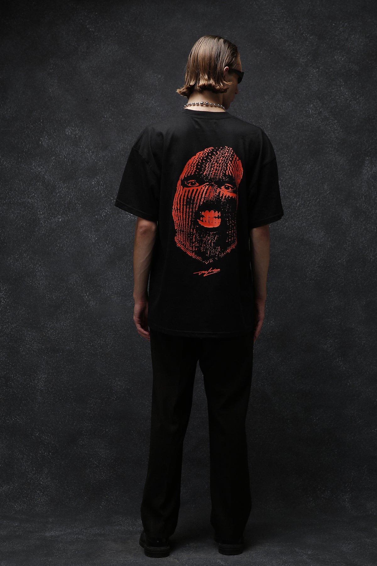 Tee Black "orange mask" - XS